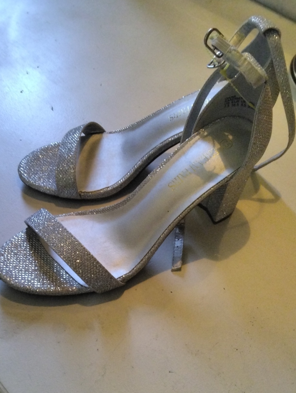Dream Pairs Silver Glitter Block Heel Sandals with Ankle Strap